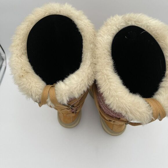 Timberland Burgundy and Tan Patterned Winter Boots - Picture 3 of 7